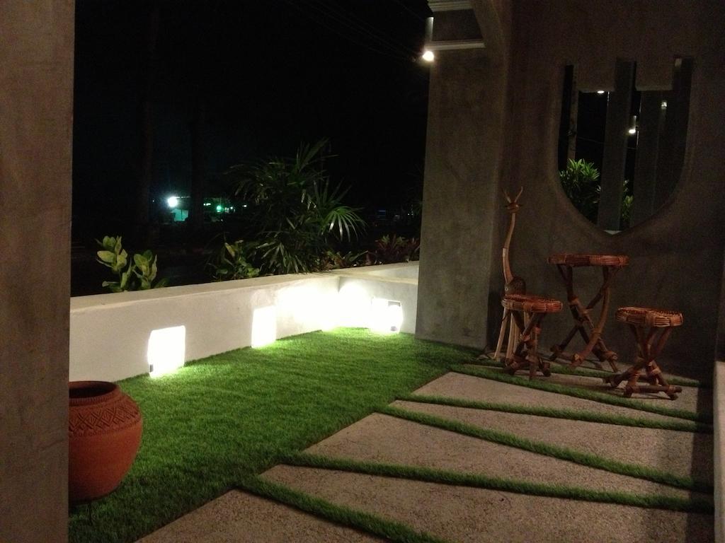 De Sea Almond Otel Chumphon Dış mekan fotoğraf