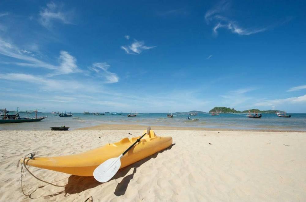 De Sea Almond Otel Chumphon Dış mekan fotoğraf